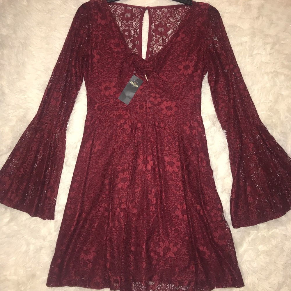 New Hollister Maroon/red floral/lace dress